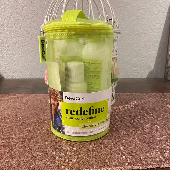 DevaCurl set refine your curly routine - Picture 2 of 8